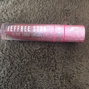 Jeffery Star Velour Liquid Matte Lipstick